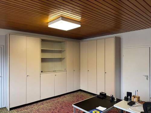 Zimmer OG (derzeit Büro) - 