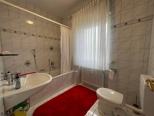 Bad - bei Schlafzimmer - 