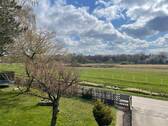 Ausblick vom Balkon - Einmaliger Blick auf die Pferderennbahn - Grosse möblierte 2 Zimmer-Wohnung