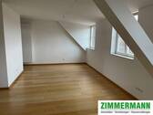Wohn-/Esszimmer - 