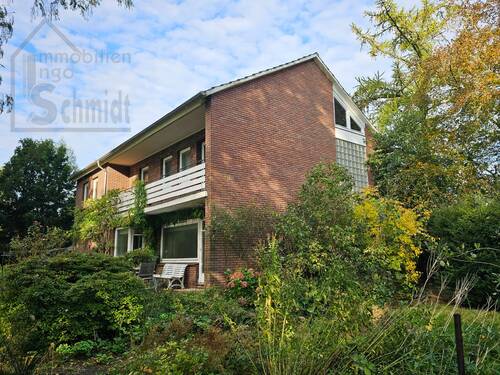 Ostsüdansicht - Freistehendes EFH mit großem Garten und Weitblick in Hafennähe