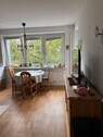 Wohnzimmer - 2 Zimmer Etagenwohnung in Hamburg