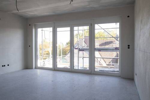 Wohnzimmer - Etagenwohnung mit 82,00 m² in Feucht zum Kaufen