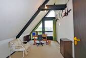 2 Arbeits-oder Kinderzimmer mit Balkonzugang - 