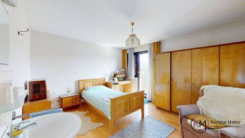 Schlafzimmer - Einfamilienhaus mit 202,00 m² in Bad Orb zum Kaufen