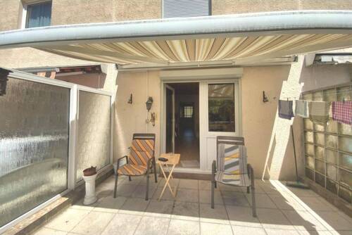 Geschützte Terrasse - 