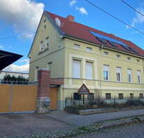 Herrschaftliches Wohnhaus mit landwirtschaftlichen Gebäuden - Nienburg Saale OT Gramsdorf Herrschaftliches Wohnhaus mit landwirtschaftlichen Gebäuden - Nienburg Saale OT Gramsdorf