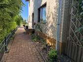 Zuwegung Haus - 
