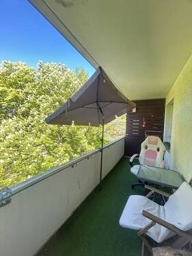 Balkon - 4 Zimmer Etagenwohnung zur Miete in Hanau