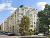 Hausansicht - 2-Zimmer-Wohnung mit Wintergarten und Aufzug im 3. Stock in der August-Bebel-Straße