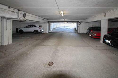 Tiefgarage - 