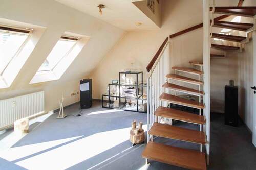 offene Wohnraumgestaltung - Charmante Maisonette-Wohnung mit Tiefgaragenstellplatz in Kronshagen