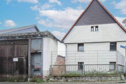 Aussenansicht - Chance für Neubau: Sanierungs- oder Abrissobjekt in Eppstein-Ehlhalten mit tollem Hof