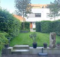 Modernes Townhouse mit Garten und großzügigem Wohnkonzept am Niddapark - Frankfurt am Main Hausen