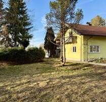 Ohlstadt: renovierungsbedürftiges Einfamilienhaus mit viel Potential und freiem Weitblick