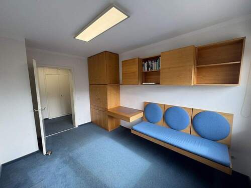 Zimmer 2 - 