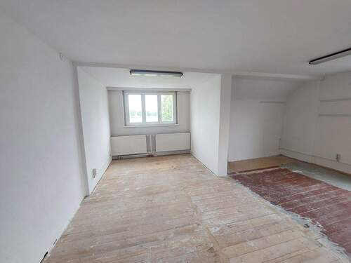 4. Zimmer (Ansicht1) - 