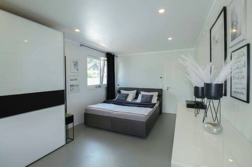 Elternschlafzimmer 1. OG - 