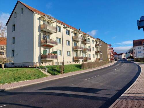 Bahnhofstr. Creuzburg.jpg - Ruhige Lage-da will ich hin! - 456,00&nbsp;EUR Kaltmiete, ca.&nbsp; 61,50&nbsp;m&sup2;&nbsp;Wohnfl&auml;che