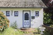 Hauseingang - 5 Zimmer Einfamilienhaus zum Kaufen in Burg (Dithmarschen)