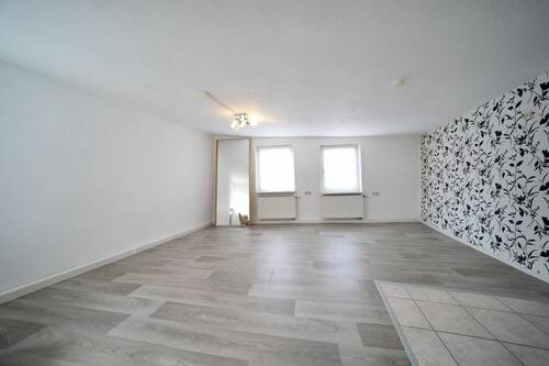 Wohn- Schlafzimmmer OG - 