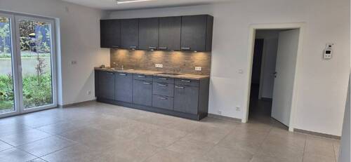 moderne Küchenzeile - Büro in Butzbach zum Kaufen