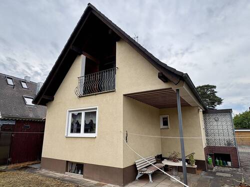 Wohnhaus Blick vom Garten - 