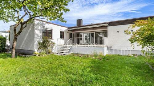 Außenansicht 3 - 5 Zimmer Reihenmittelhaus in München