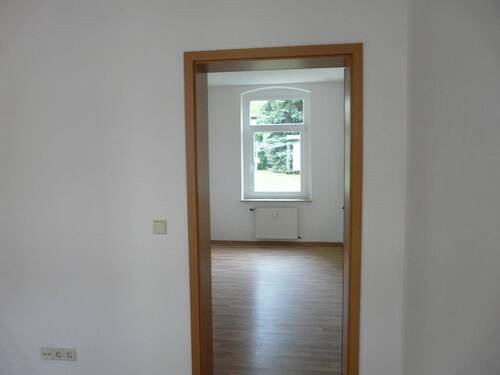 ins Schlafzimmer - Etagenwohnung mit 38,00 m&sup2; in Crimmitschau zur Miete