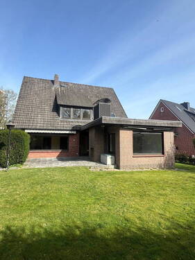 Terrasse - Einfamilienhaus mit 198,00 m&sup2; in Bad Oldesloe zum Kaufen