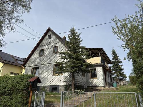 Außenansicht - 6 Zimmer Einfamilienhaus zum Kaufen in Römhild
