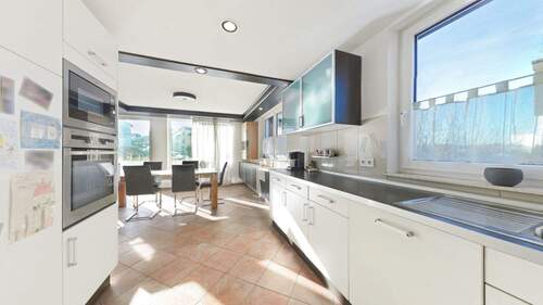 EG_Kochen_Essen - Etagenwohnung mit 226,40 m&sup2; in Remseck zum Kaufen