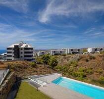 El Higuerón: Moderne Etagenwohnung mit Meerblick, Pool & Tiefgarage - Fuengirola
