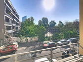 Blick vom Balkon - Altbaujuwel wartet auf Ihren Schliff