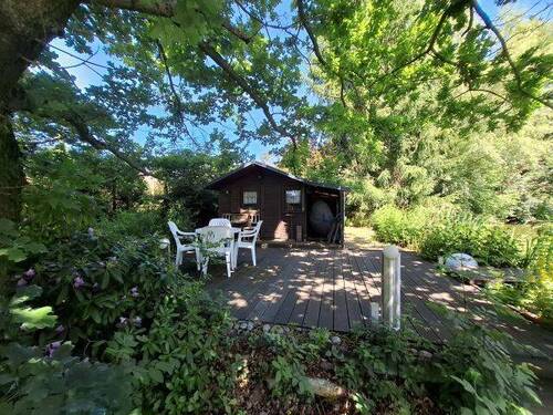 Sitzecke im Schatten - 