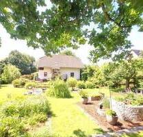 WOHNEN WIE IM URLAUB! - 498.000,00&nbsp;EUR Kaufpreis, ca.&nbsp; 146,00&nbsp;m&sup2;&nbsp;Wohnfl&auml;che in Callenberg/OT Falken (PLZ: 09337)