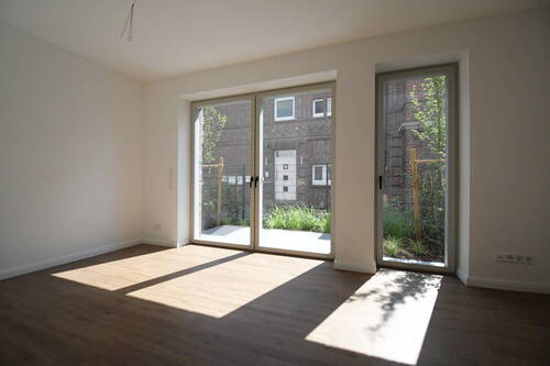 Wohnzimmer - 3 Zimmer Reihenmittelhaus zur Miete in Oldenburg