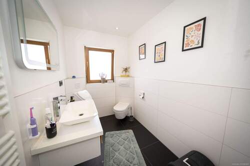 Badezimmer 2. Obergeschoss - 