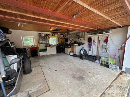 Garage - 
