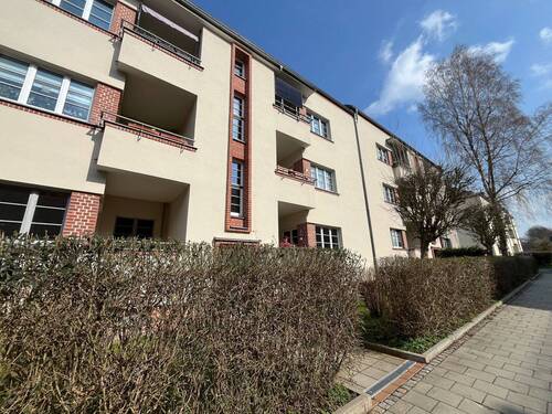 Hausansicht.jpg - 2-ZKB - mit Balkon in Chemnitz Bernsdorf