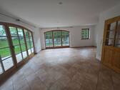 Wohnzimmer - 5 Zimmer Reihenmittelhaus zum Kaufen in Aschau im Chiemgau