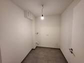 Abstellraum mit Waschmaschinenanschluss.jpg - 