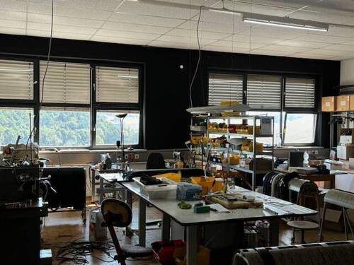 Innen 1 - Büro zur Miete in Hutthrum