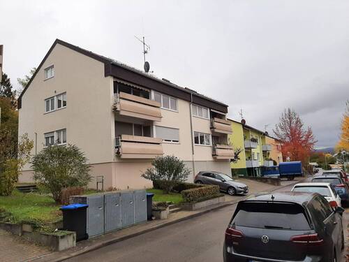 Außenansicht links 2 - Etagenwohnung mit 54,00 m&sup2; in Nürtingen zum Kaufen