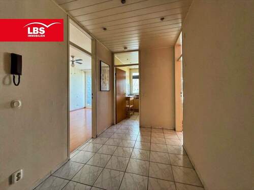 Flur - Etagenwohnung mit 66,30 m&sup2; in Marl zum Kaufen