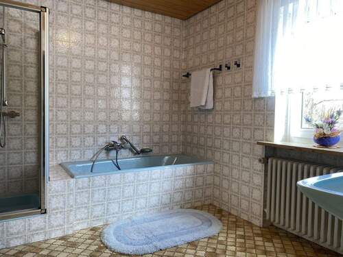 Badezimmer Erdgeschoss - 