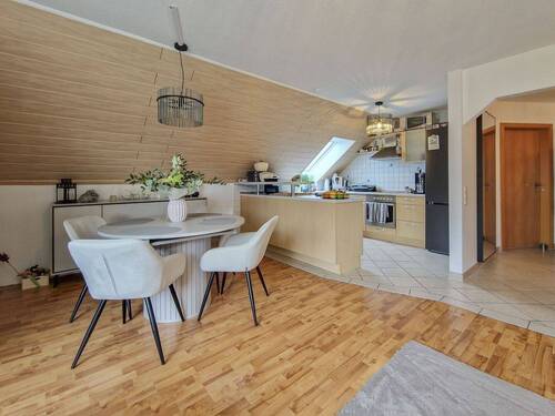 DG-Wohnung - Wohnzimmer - 