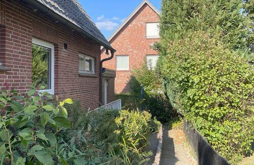 Seitenperspektive - 4 Zimmer Einfamilienhaus in Hamburg