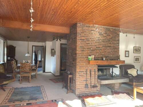 Wohnzimmer mit Kamin - 