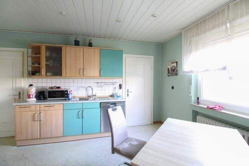 Haus 1 Küche - Einfamilienhaus mit 280,00 m² in Erwitte zum Kaufen